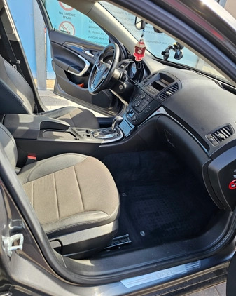 Opel Insignia cena 19000 przebieg: 271294, rok produkcji 2010 z Halinów małe 301